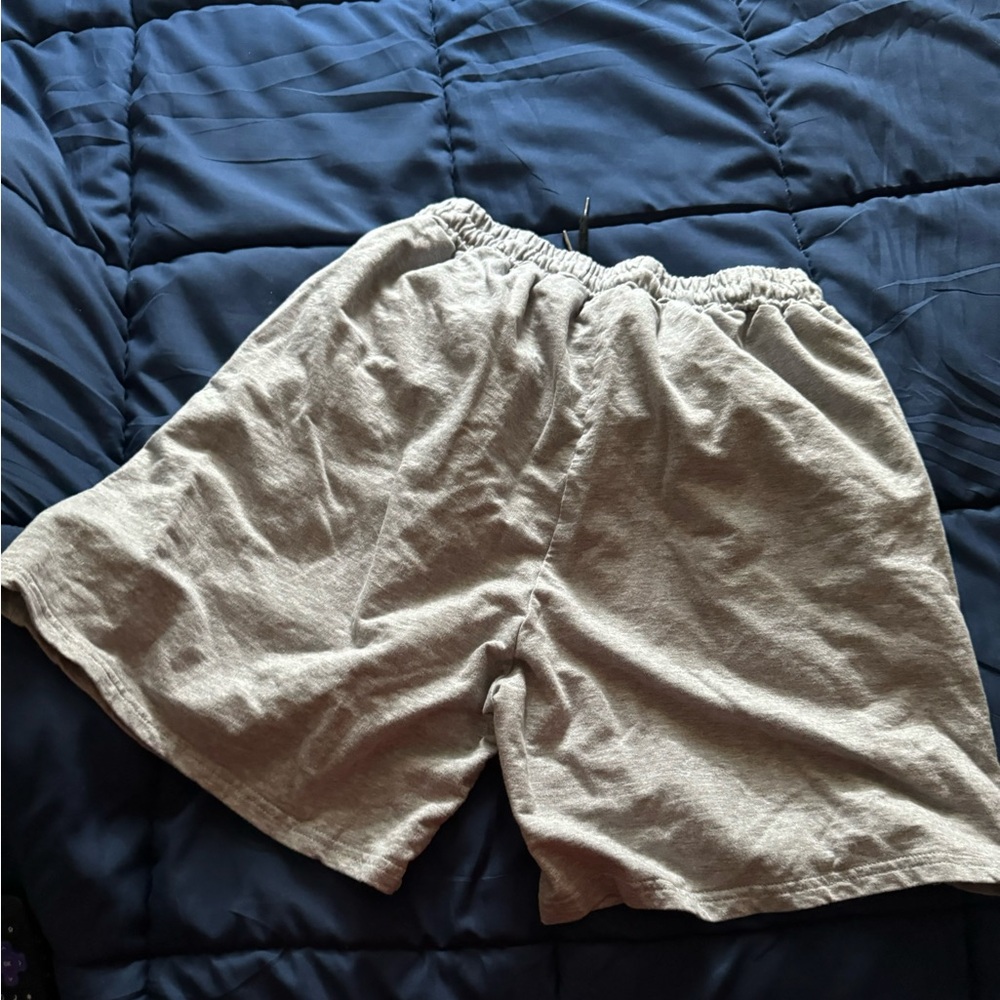 Grey shorts